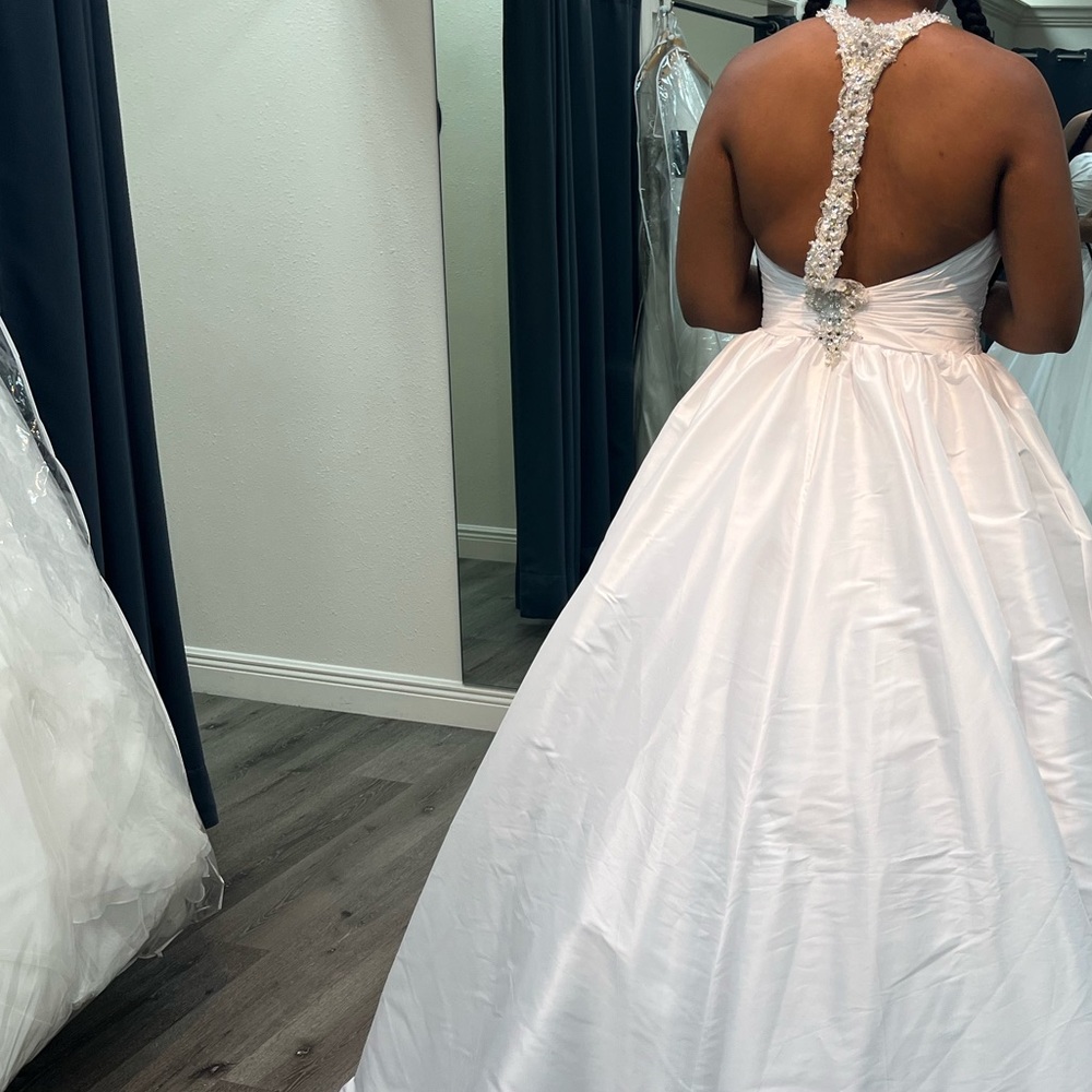White Wedding/Quinceañera Dress